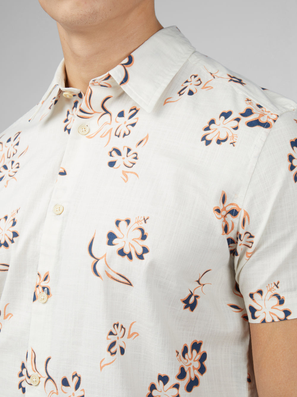 Kosele Ben Sherman Signature Linear Floral Biele | OMBRX5426